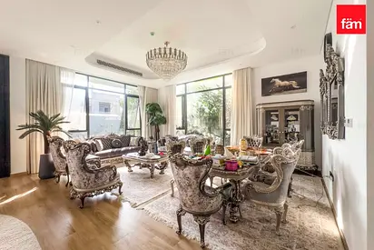 Luxury Villa | Custom Built | Free Hold