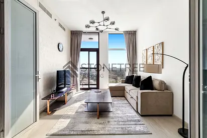 12 CHEQUES | Fully-furnished | Near metro