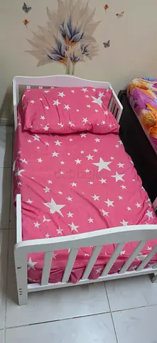 White Wooden Baby Crib / Toddler Bed with bed foam ,pillow , cover
