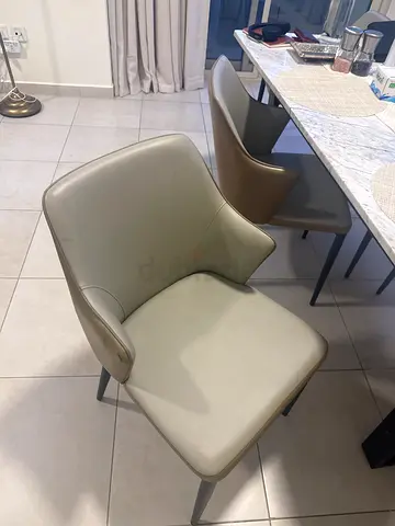 Set of 6 Modern Beige Dining Chairs with Metal Legs  Marble Table