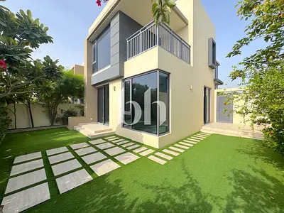 Vacant Now | Green Belt | Closed Garage | Must See