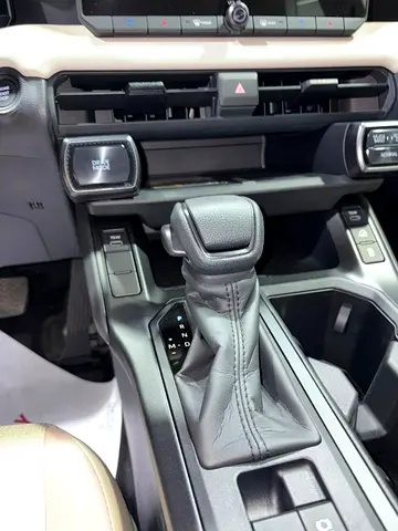 Toyota RAV4 XLE, миниатюра 10