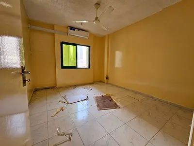 جيم مجانا مساحة كبيرة واسعة سهل المخرج الى دبي