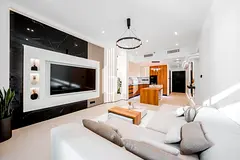 High-Floor 1BR | Canal &amp; Burj View | Jacuzzi