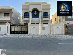 Villa overlooking two streets, two floors and a roof, classic design, price includes electricity and