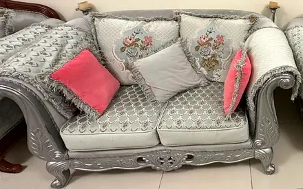 Vintage-style 2-seater carved wooden sofa with cushions (good condition)