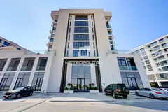 Ready to Move In | 2BR | Lagoon View