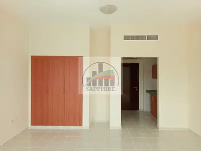 studio in spain cluster for rent.