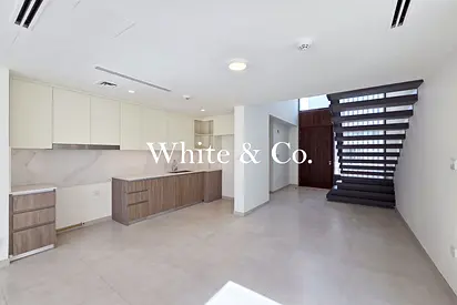 Corner Unit | Spacious Rooms | Landscaped