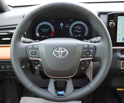 2025 Toyota CAMRY 照片 20