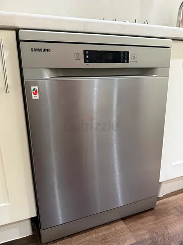 Samsung Built-in Stainless Steel Dishwasher — Good Working Condition