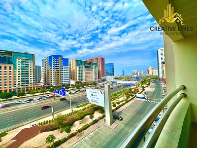 Golden Offer! 3BHK Near Metro + 1 Month Free | Full Facilities