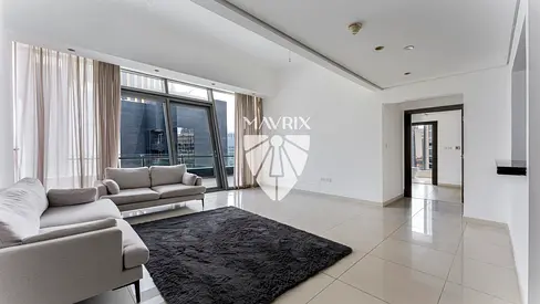Next to Marina Mall| Unfurnished | Vacant