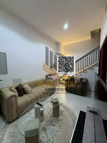 🏡 للإيجار – شقة مميزة في أب تاون الزاهية