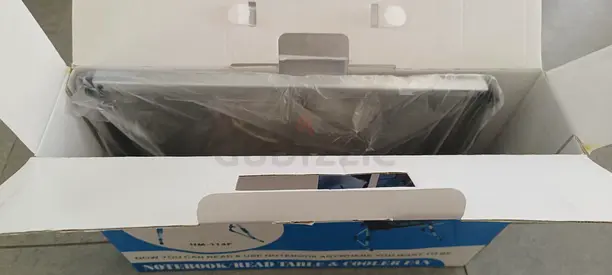Brand New Notebook/Read Table with a cooler fan