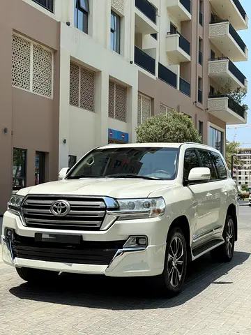 Tayota Land Cruser EXR V6