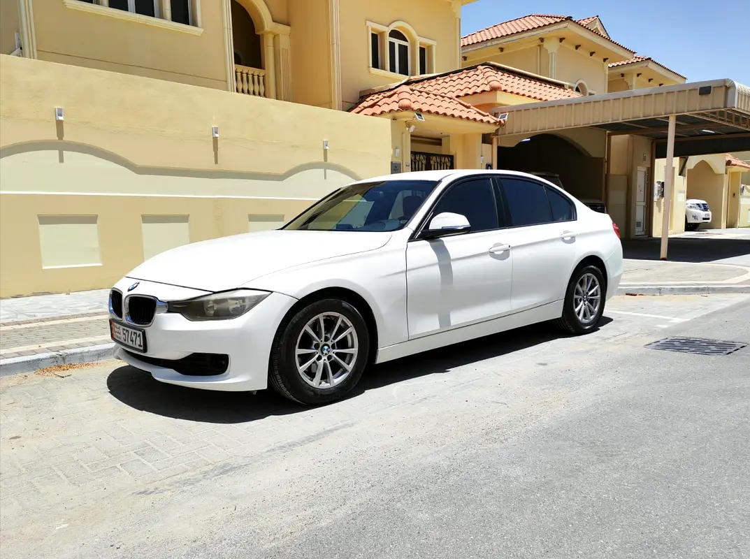 BMW 3-Series 2014 — photo 1 of 11
