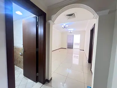 شهر + باركنج مجاني | بلكونه اطلاله مفتوحه | مساحه واسعه | 2 حمام