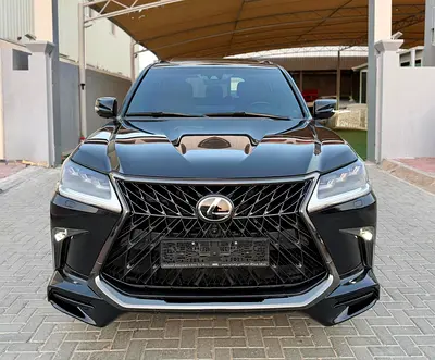Lexus LX 570 Black Edition 2019 - GCC Specs - Perfect Condition