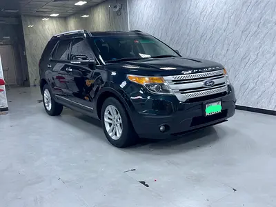 Ford Explorer 2014 year Family used car urgent sale