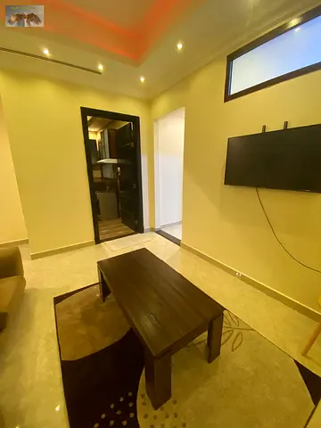 شقة مفروشة أنيقة غرفتين وصالة في الروضة 3، بالقرب من Bahar Al Emarat Restaurant، بموقع مميز مع سهولة الوصول لدبي والشارقة.  فرش نظيف ومرتب، بلكونة، 2