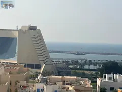 Wonderful furnished studio apartment, excellent space, superb kitchen, vibrant area close to all ess
