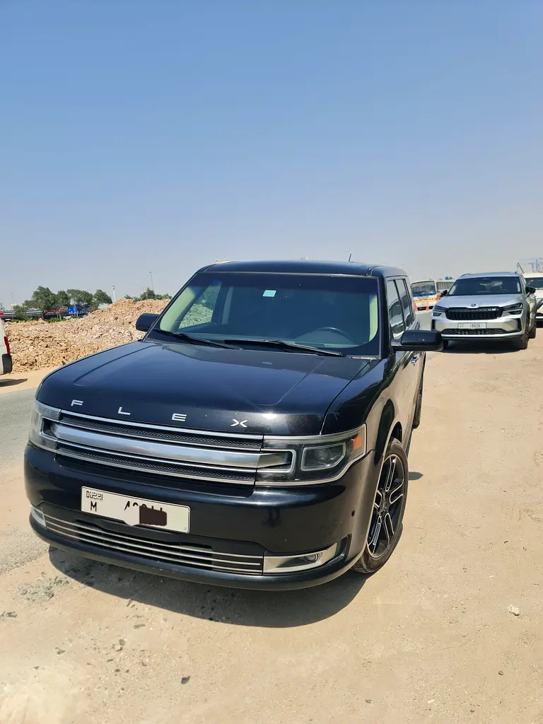 Ford Flex 2013 — photo 1 of 8
