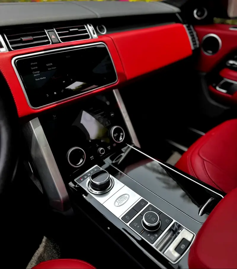 Land Rover Range Rover 2018 — photo 1 of 5