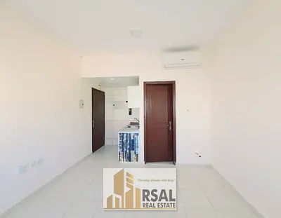 Specious Studio/Family Building/Close Kitchen/Near Ambassador School