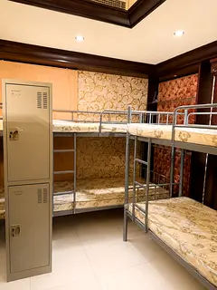 VIP bed space for Girls only In Alnahyan opposite Alwahda Bus Terminal