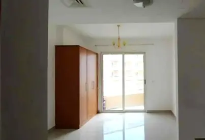 Bright Studio | with Balcony | Spacious