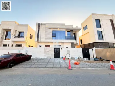 Luxury villa with a very large swimming pool, including water, electricity, and air conditioning connections, and registration fees. Ready for immedia