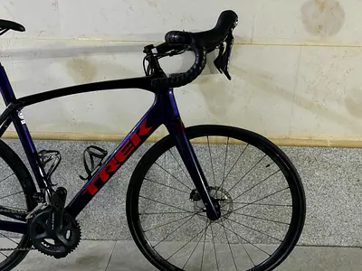 Lightweight Trek Road Racing Bike - Full Carbon Frame, Shimano Groupset ultegra size 56 2021