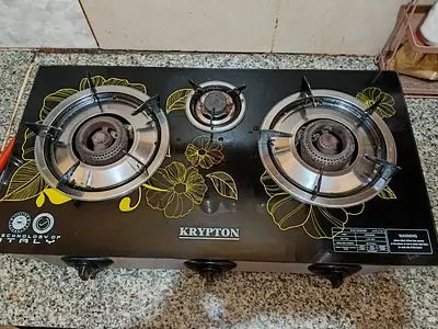 Gas cylinder and stove