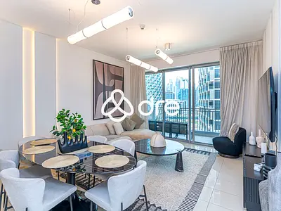 FULLY UPGRADED AND FURNISHED I VACANT ON TRANSFER