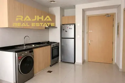 Modern 1 Bed | Ready to Move In | Middle Floor