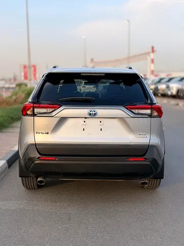 صورة 17 لـ 2022 Toyota RAV 4
