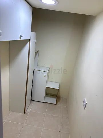 Comfortable loft Partition - Move in Today