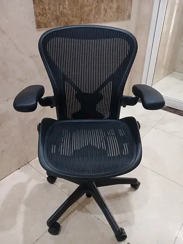 Selling Herman Miller Aeron Chair. Good condition only little use