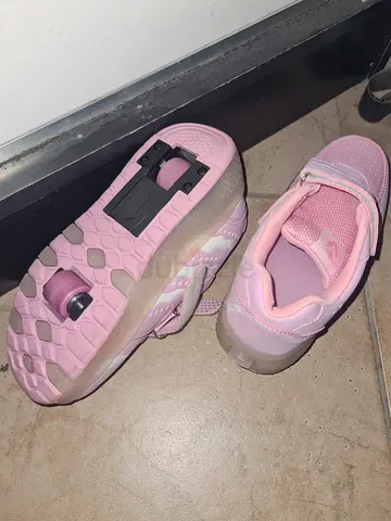Light Pink Kids skat shoe/Sneakers, Size 35 -  Used once