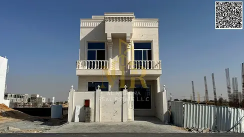 فيلا فاخرة للبيع في الحليو 2 | طابقين + روف | مساحة 1722 قدم | 5 غرف نوم ماستر | تصميم عصري وتشطيبات راقية | بسعر 1.300 مليون شامل الرسوم – فرصة مميزة