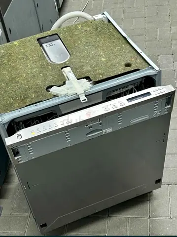 Miele 7th series latest model built-in 3 racks fully integrated dishwasher