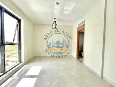 Brand New Building Luxury 1BHK With Master Bedroom 2 Washroom Only 38k