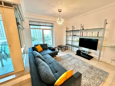 Nice Marina View 2 Bedroom + Study | Vacant