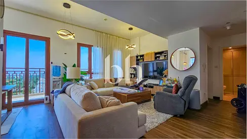 Rare Duplex | Maids Room + Storage | VOT