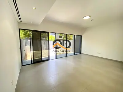 2Bedroom Townhouse in Robina Massar Only 110k With All Amenities