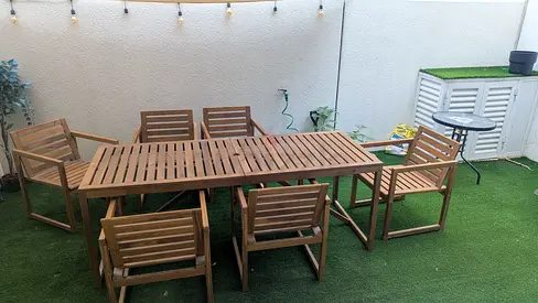 Outside table with 6 chairs