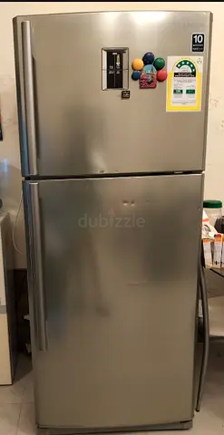 Samsung Silver Top Freezer Refrigerator - 2-Door, Good Condition