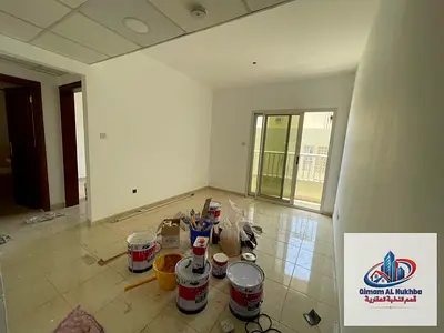 شقة غرفة وصالة في الغوير مع بلكونة وتكييف وغاز مركزي بموقع مميز وخيارات دفع مناسبة للسكن المريح