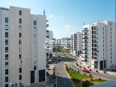 Spacious 2BR APT | Full Amenities | Premium Area
